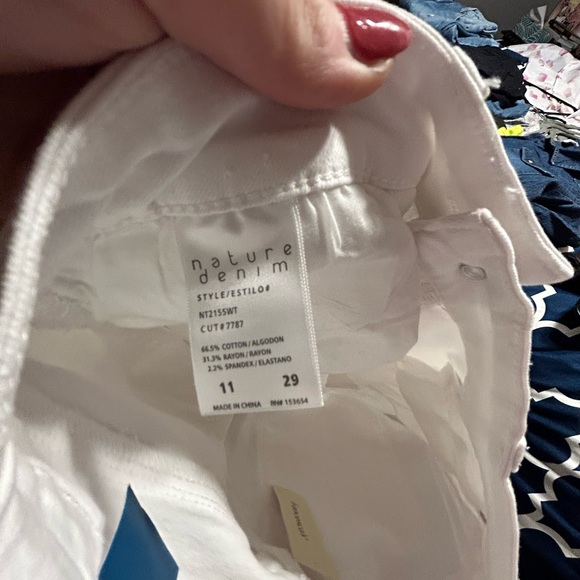 NWT Skinny High Rise Distressed White Jeans 29 - Picture 7 of 7